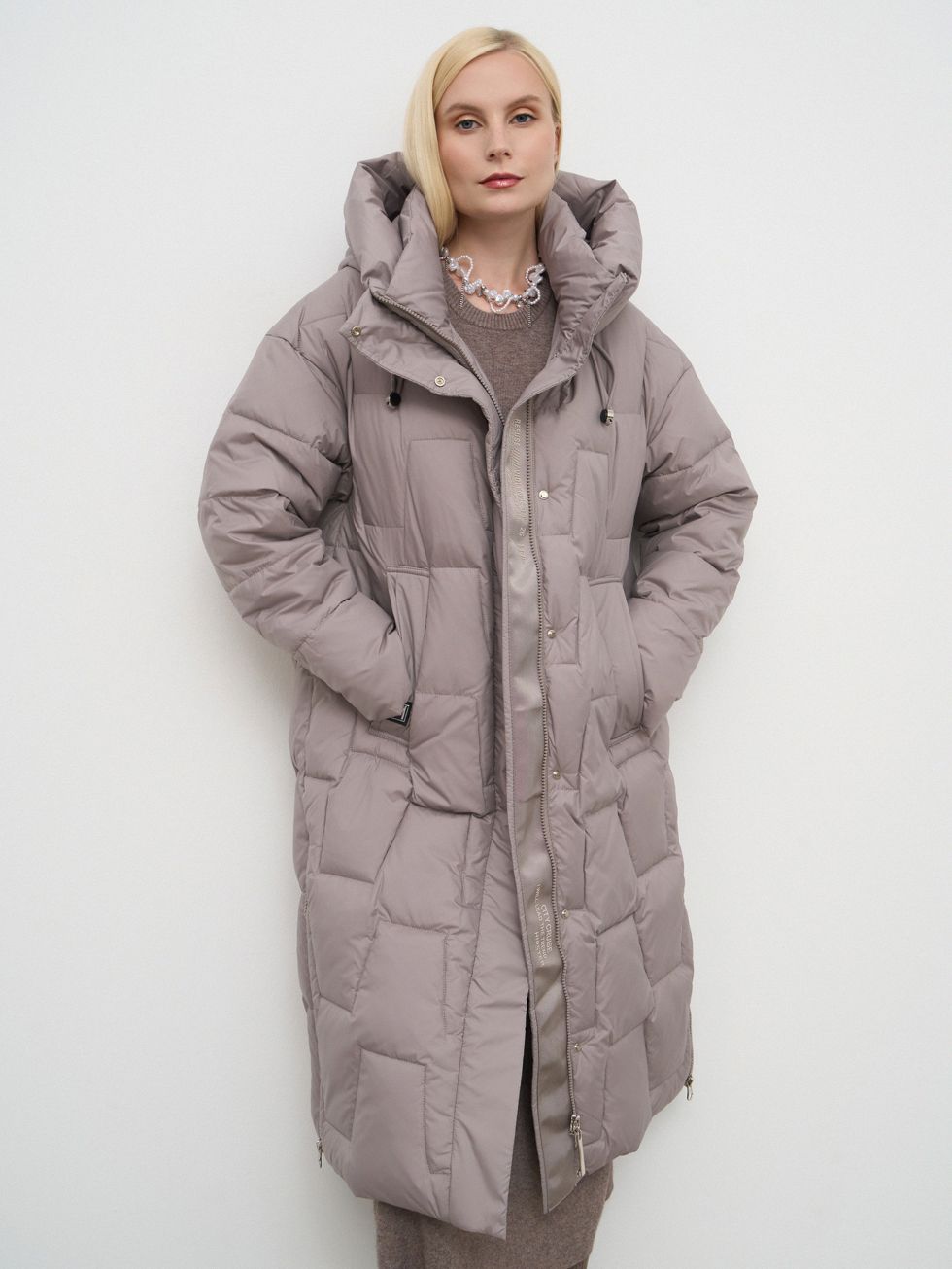 ПУХОВИК ЖЕНСКИЙ, КРЕМОВЫЙ